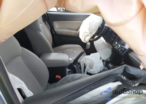 2016 Subaru Forester 2.5I Limited из США, поврежденный, VIN JF2SJARCXGH483289